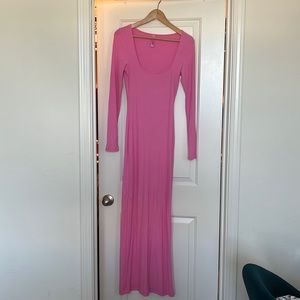 Bubble gum pink Skims dress